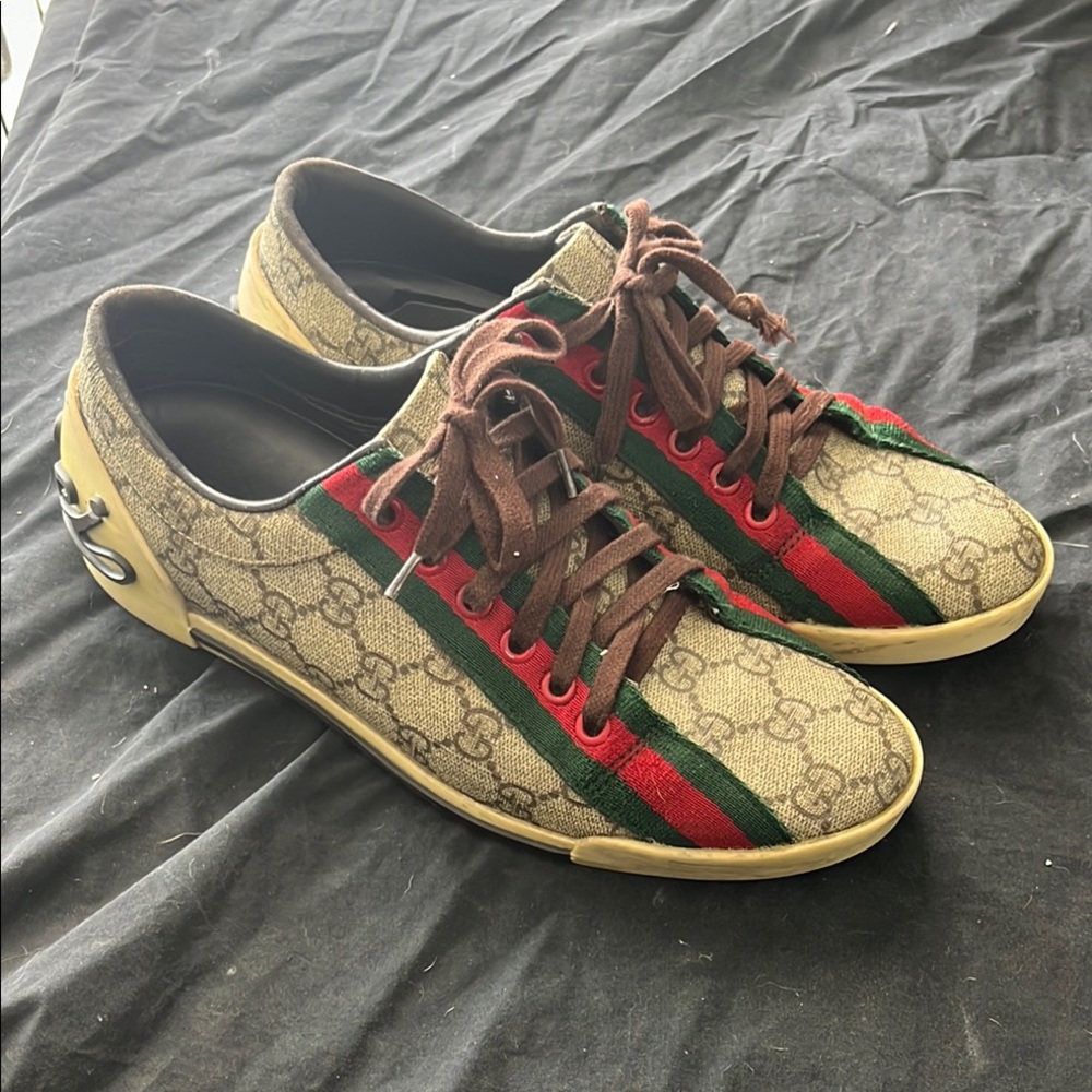 Gucci Beige and Green Sneakers